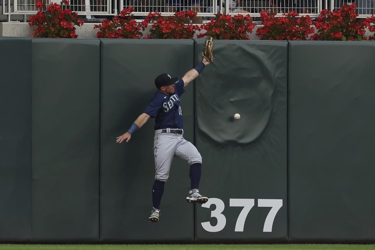 Logan Gilbert shuts down Padres, gets help from Julio Rodríguez catch in  center as Mariners win 2-0 - The San Diego Union-Tribune