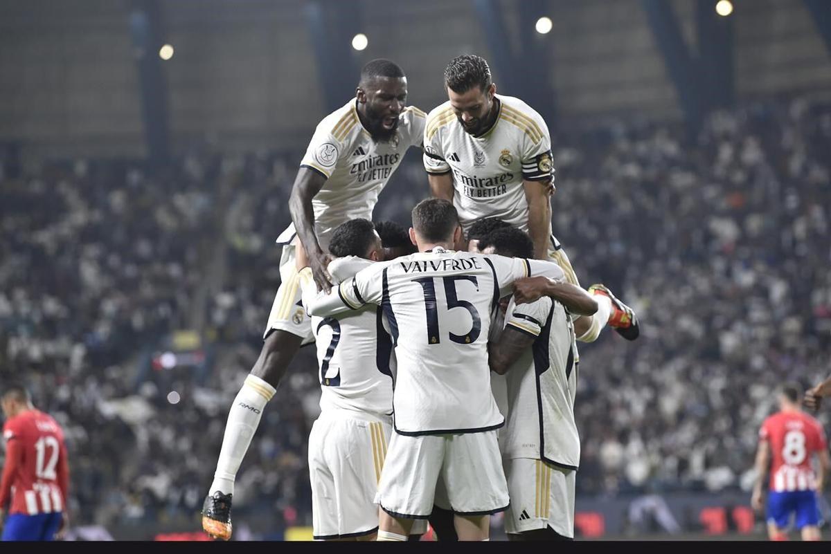 Real Madrid thrash old rivals Barcelona 4-1 to win Super Cup