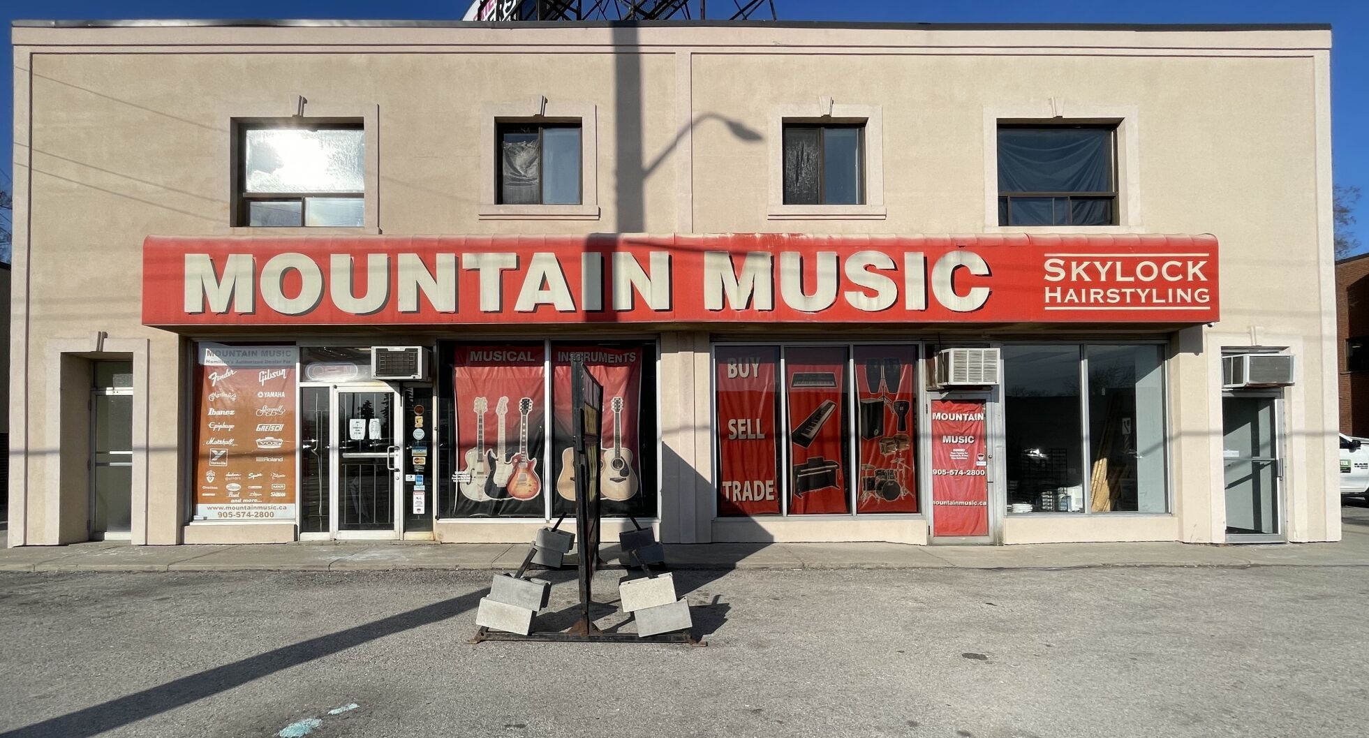 Hamilton music deals stores