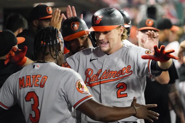 Orioles top Giants, 3-2, as Gunnar Henderson's homer makes winner of Dean  Kremer