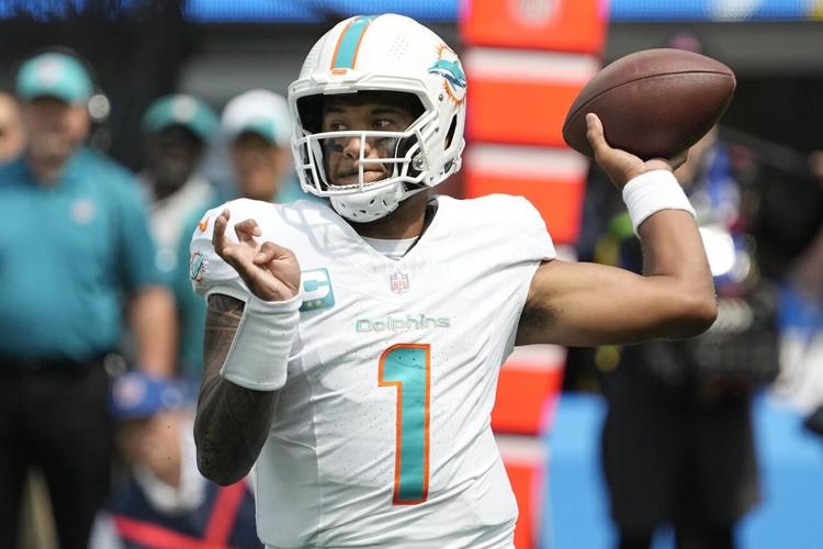 Tagovailoa, Hill Shine in Dolphins' Debut Win Over the Chargers