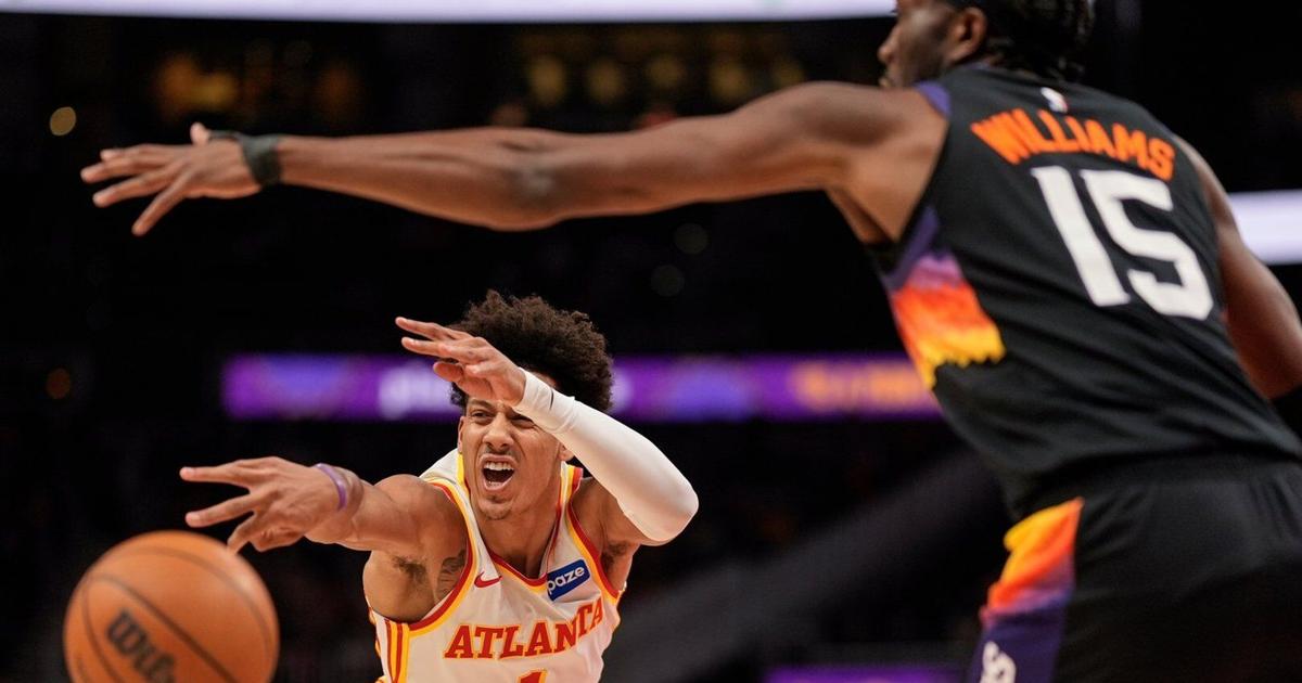 Devin Hawk Hawks rally to beat Suns 110-103 after Phoenix loses Devin Booker to injury