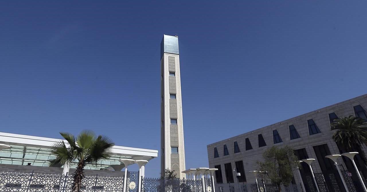 Algeria inaugurates Africa's largest mosque that was commissioned by ousted former president - Vimarsana News