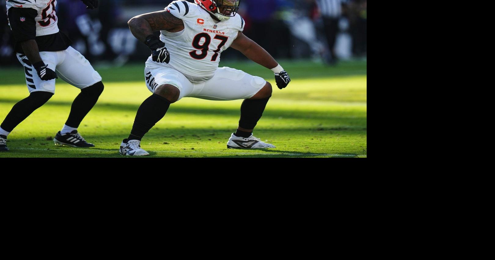 Burrow throws 4 TD passes as Bengals storm past Jackson-less Ravens in ...