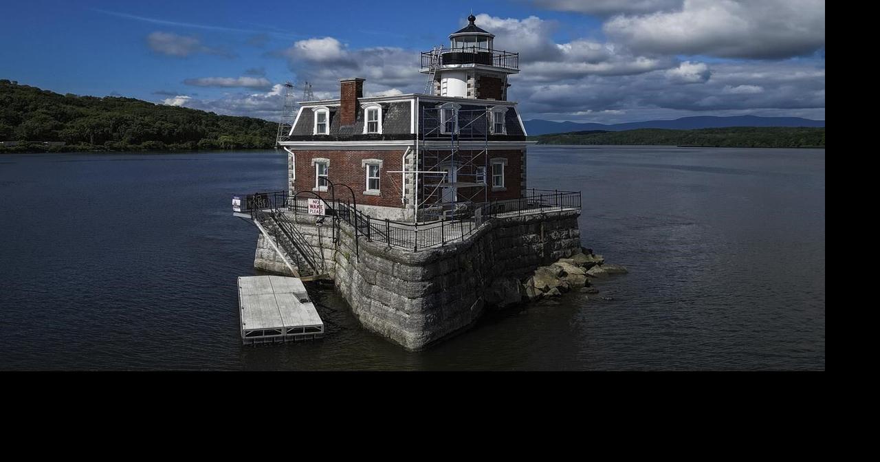 The race is on to keep a 150-year-old lighthouse from crumbling into ...
