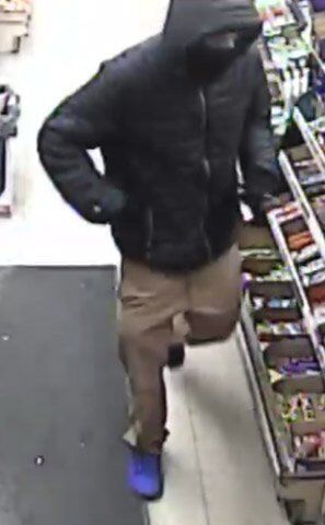 Hamilton police investigating robbery at Goldie’s Variety on Mountain