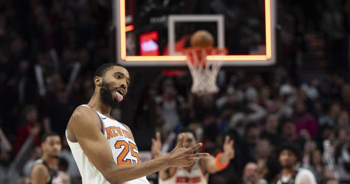 Bridge Nails Bridges nails 3-pointer at buzzer to give Knicks a 114-113 OT win over ...