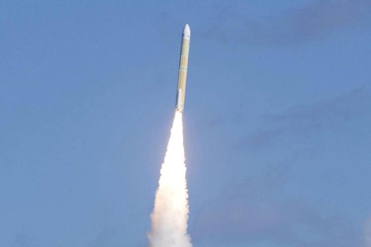 Helium 3 Rockets Japan's new flagship H3 rocket fails to put geolocation satellite into ...