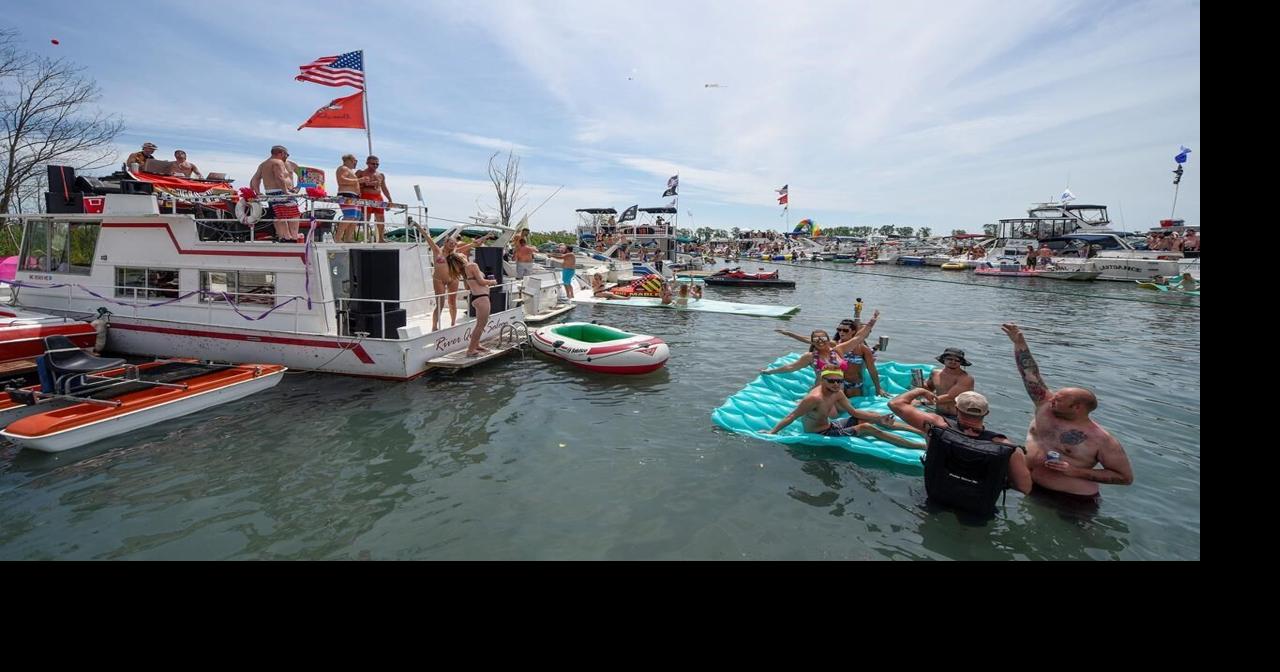 Annual Michigan Boat Party Threatens Social Distancing Rules