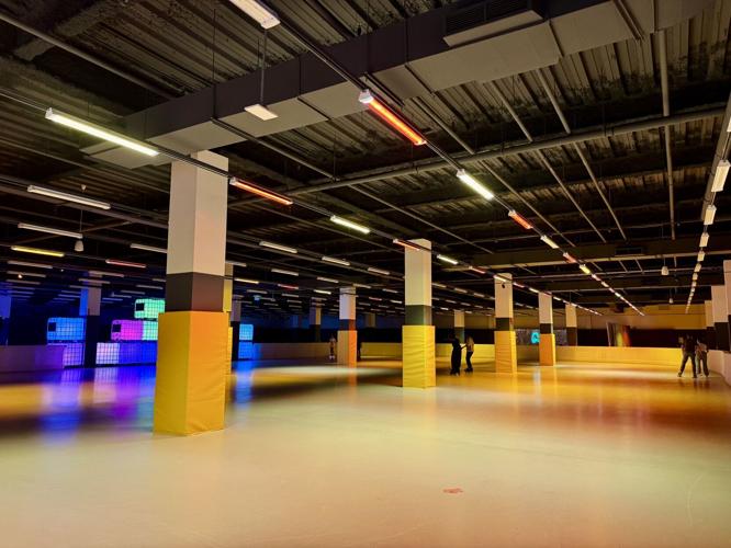 Roller Rink Editorial I checked out the new pop-up roller rink at Mapleview Centre