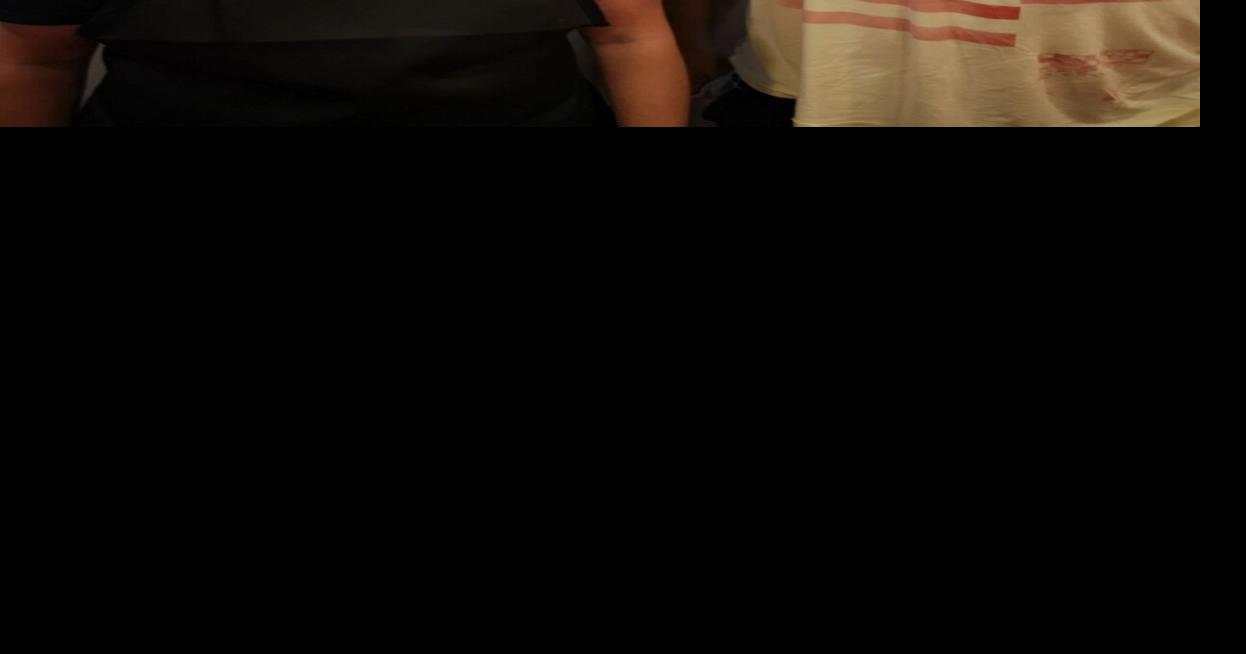 Cool customer Josh Duhamel orders a scoop of butterscotch ripple at