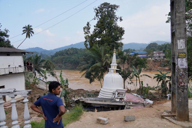 More than 1,300 dead from floods in Indonesia, Sri Lanka and Thailand ...