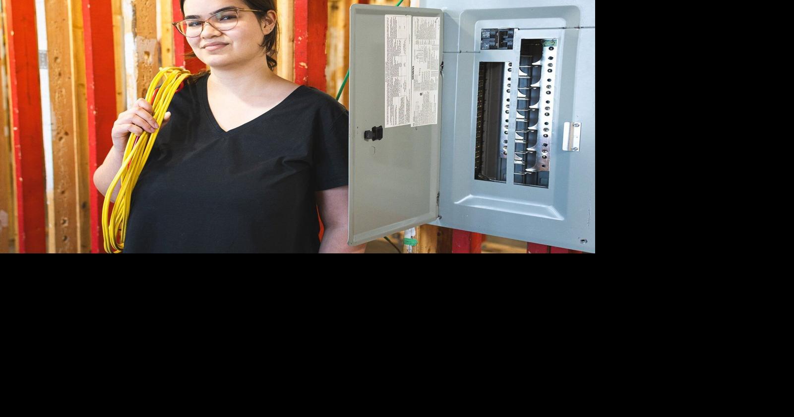 Seven North Shore students win notable scholarship for higher education