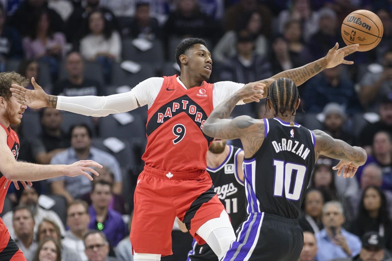 DeMar DeRozan Scores 27 Points To Lead The Kings Past The Raptors 122-107