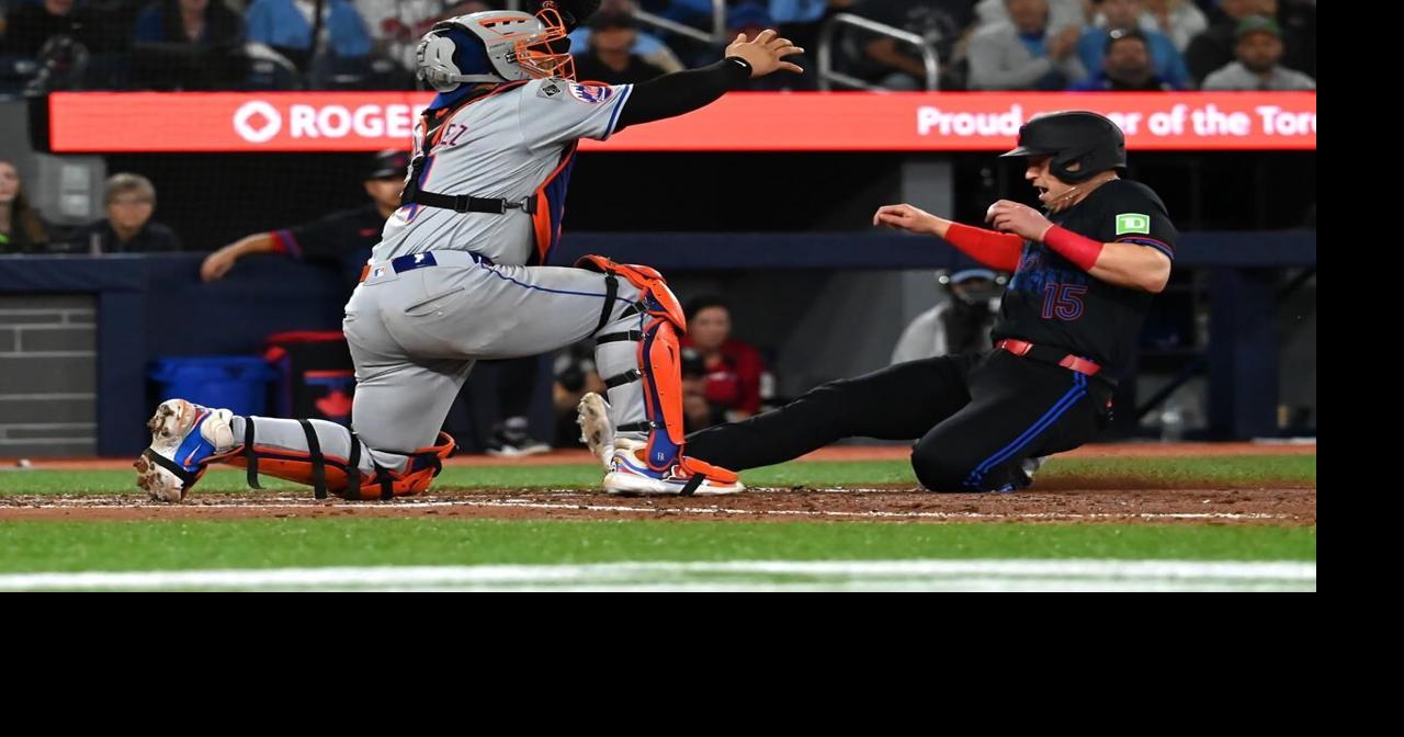 Mets take advantage of sloppy defence in 3-2 victory over Blue Jays