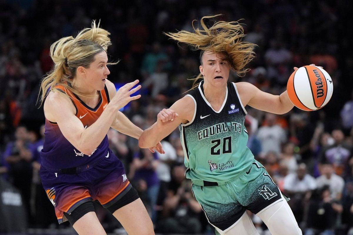 Breanna Stewart and Sabrina Ionescu stay loyal to Liberty amid record- breaking WNBA free agency