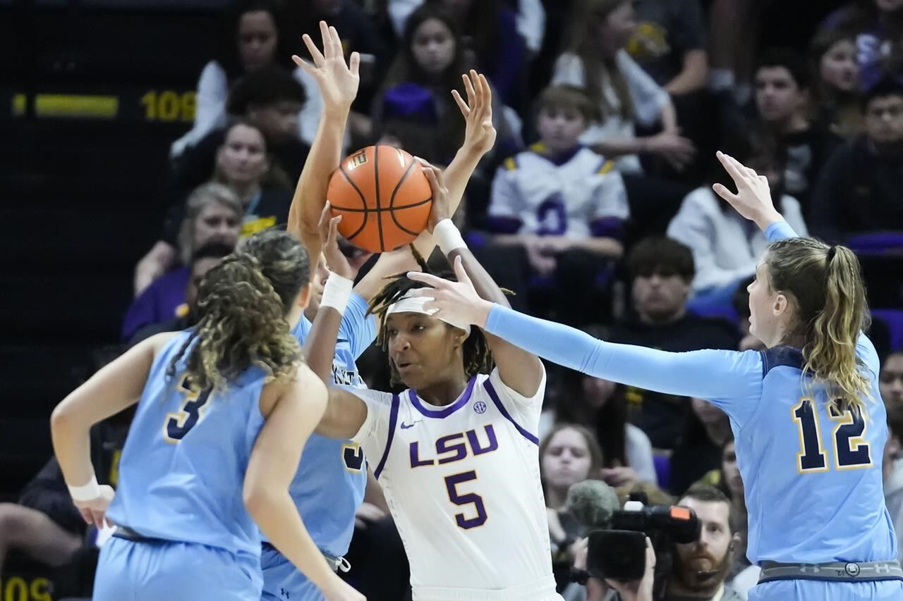 Mikaylah Williams Scores 42 Points And No. 7 LSU Rolls Past Kent State ...