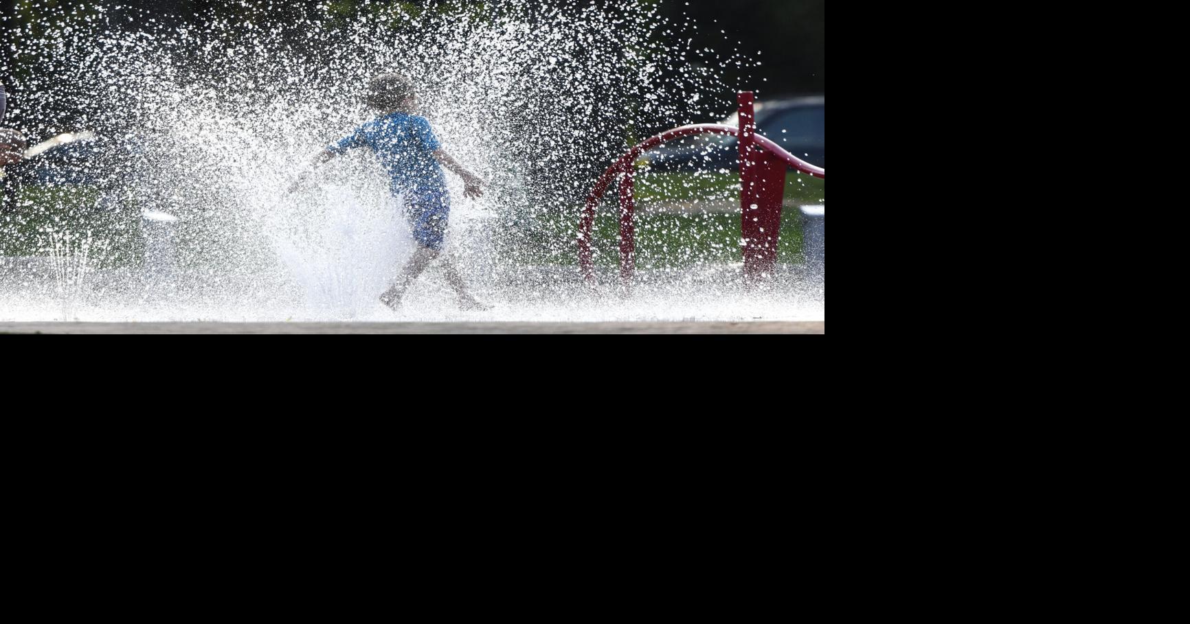 'Quite intense': Ontario's first major heat wave of summer collides with Canada Day, triggering weather warnings
