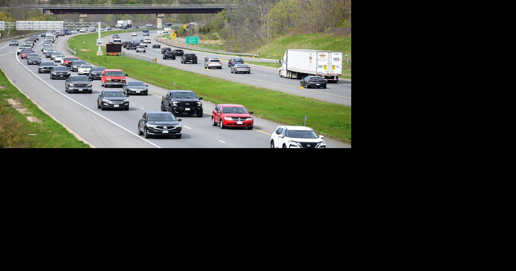 Road work to shut Red Hill Valley Parkway shoulder lanes