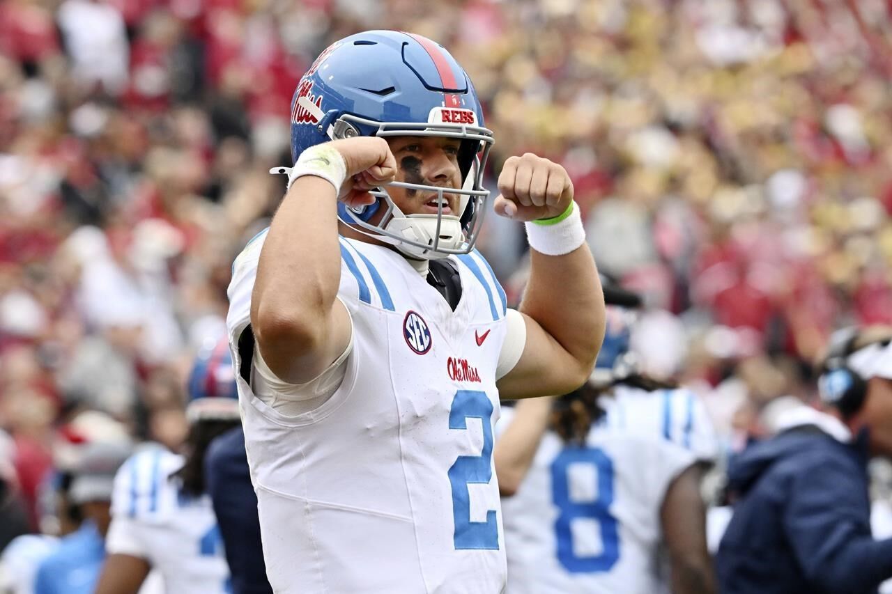 Dart's 515 Yards, Six Touchdowns Lead No. 19 Ole Miss In 63-31 Win Over ...