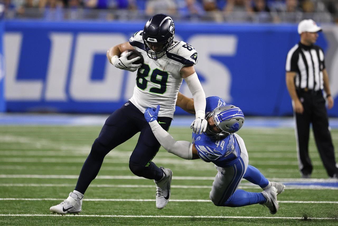 Lions pass rush never gets started in 37-31 loss to Seahawks