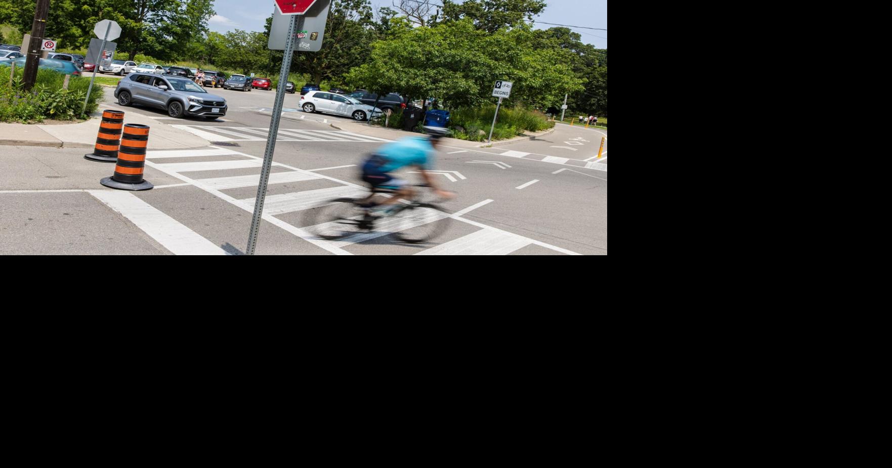 Cyclists may be right to run stop signs and red lights