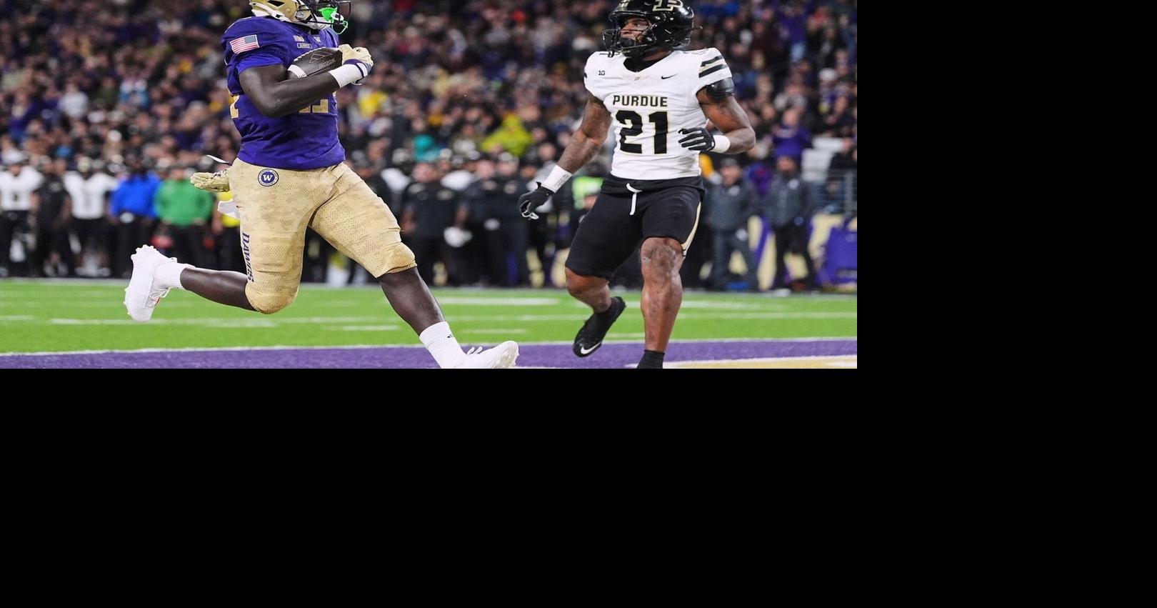 Adam Mohammed rushes for career-high 3 touchdowns, Washington trounces ...