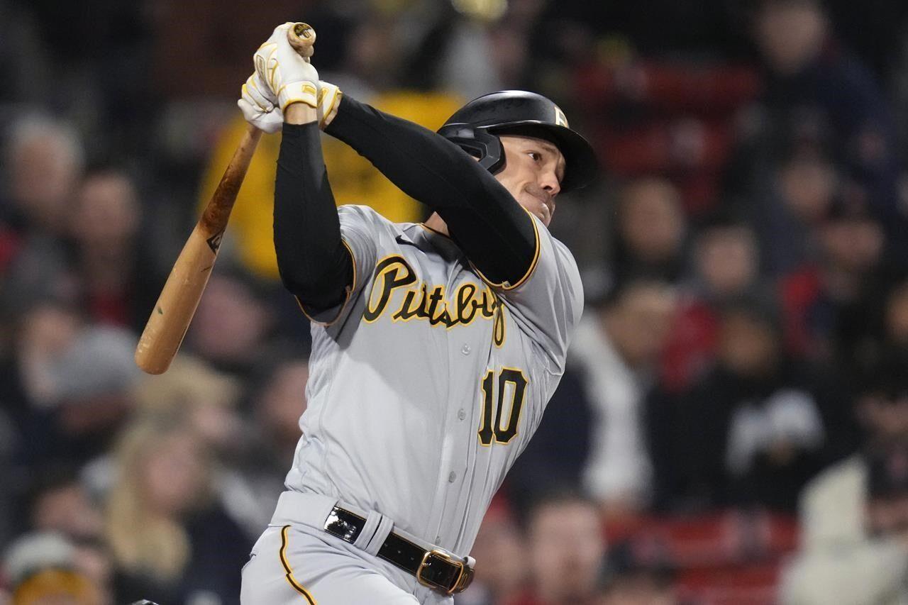 Alfonso Rivas, Bryan Reynolds have huge performances as Pirates beat  Brewers 8-4