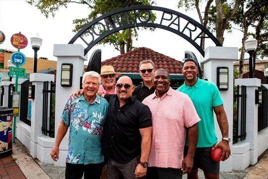 Curt Menefee, Jimmy Johnson, Howie Long, Terry Bradshaw & Jay Gl