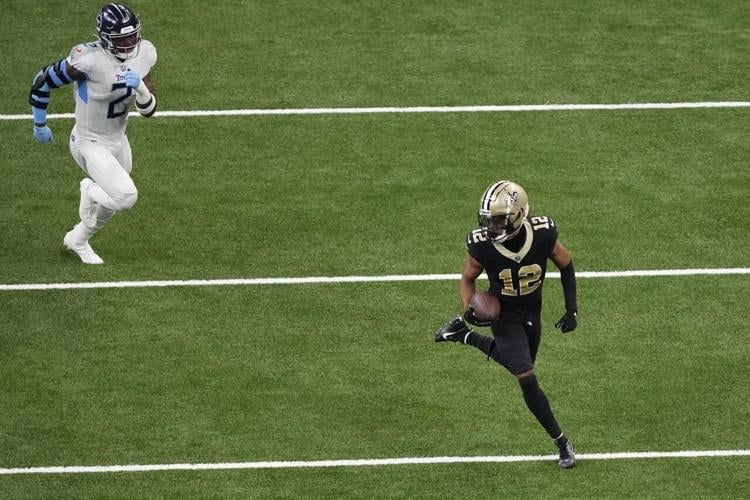 Derek Carr throws a TD pass in his Saints debut, a 26-24 preseason