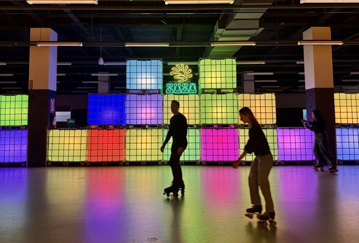 I checked out the new pop-up roller rink at Mapleview Centre