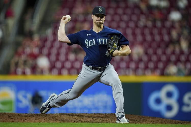 Luis Castillo, J.P. Crawford lead Mariners to 4-0 victory over the  Diamondbacks