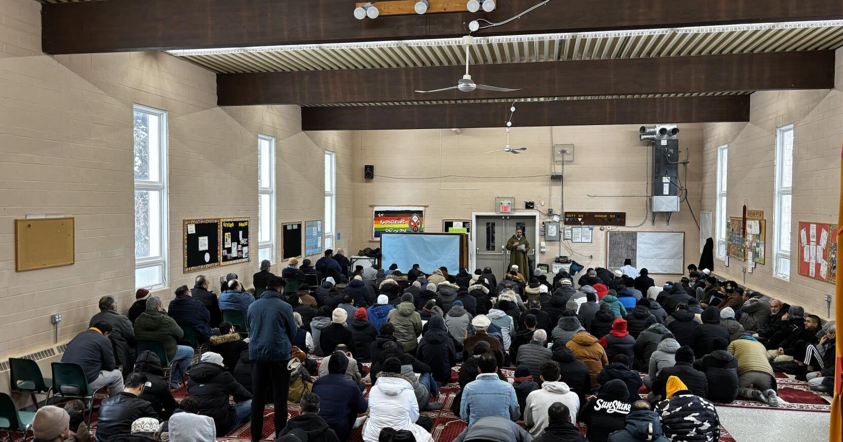 What driving Hamilton churches to share space ? 