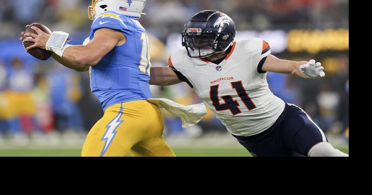 Broncos' breakdowns ruin a rare fast start and keep them from clinching 1st playoff berth since '15