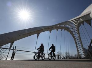 Toronto to be warm, sunny as it bids adieu to winter and welcomes in spring
