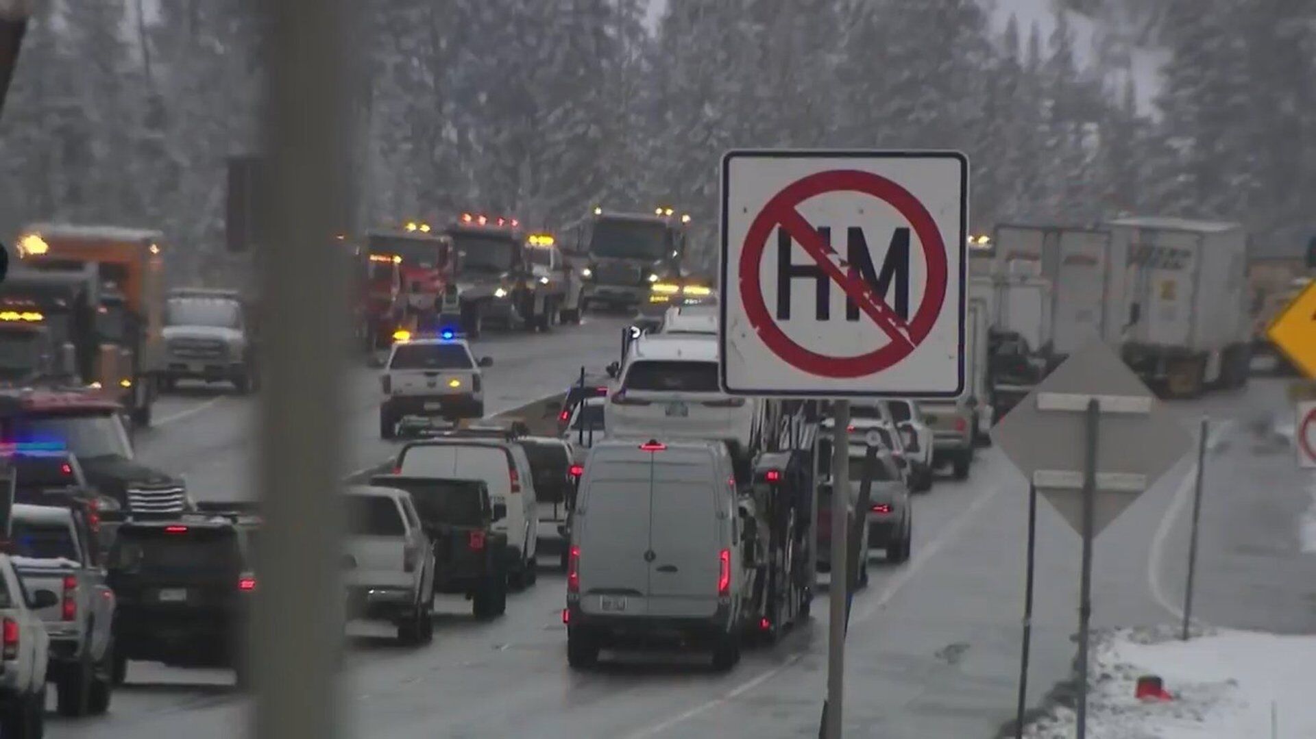 Pileup of about 70 vehicles on Interstate 70 in Colorado sends 8 to the ...