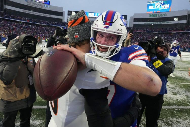 Josh Allen reminds NFL why he #39 s among elite in rallying the Bills to