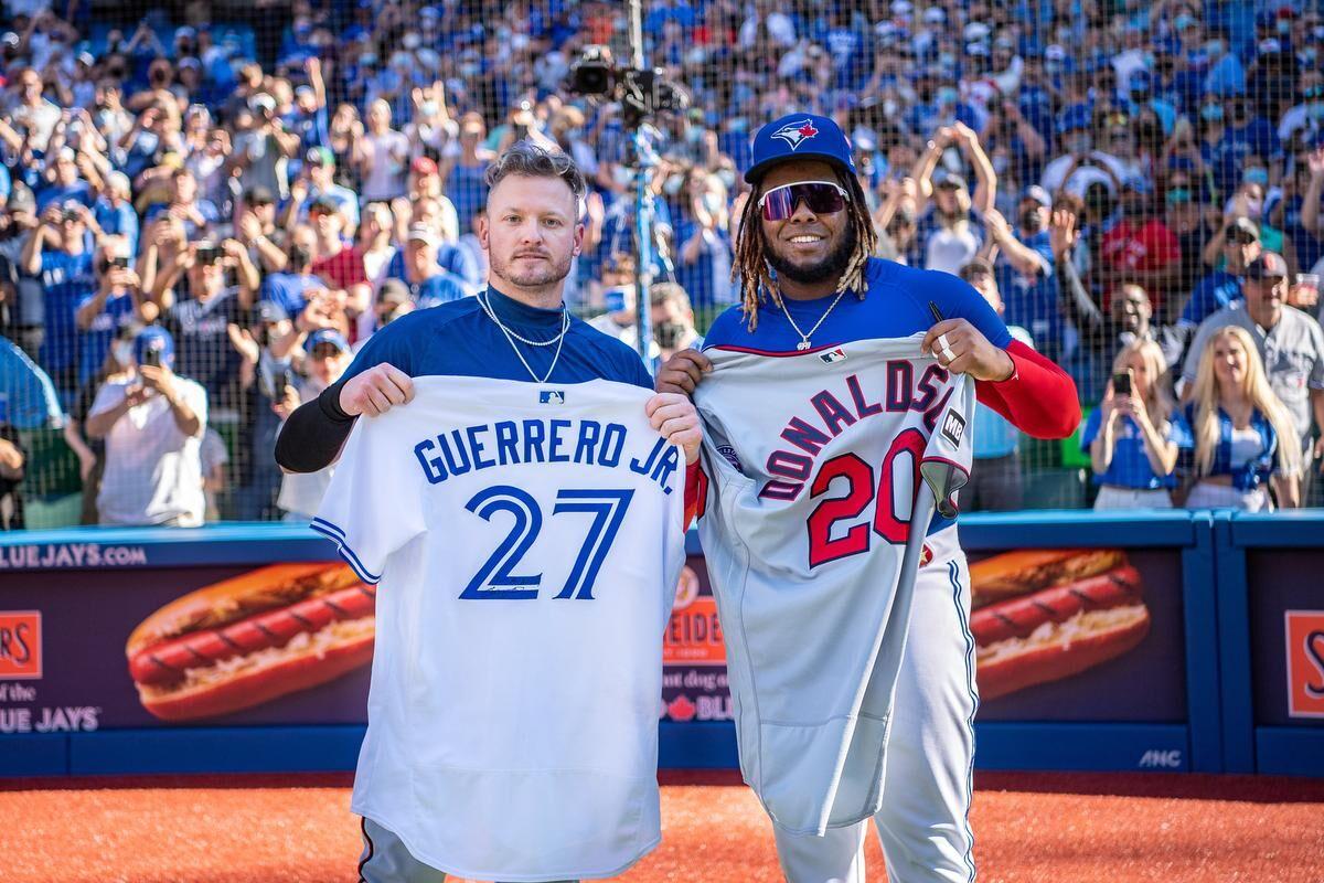 Josh Donaldson shocked Blue Jays fans in the Rogers Centre fifth