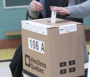 Quebec judge orders Élections Québec to mail bilingual voter documents