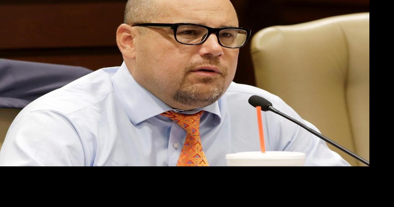 Former Arkansas lawmaker pleads guilty in corruption case