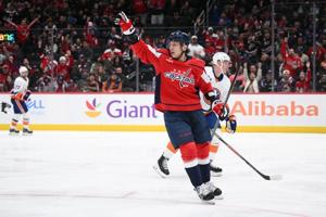Capitals top Islanders 4-1 to pull within 2 points of 3rd place in the Metropolitan Division.