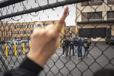 Mayor of Newark, New Jersey, released after arrest at immigration detention center