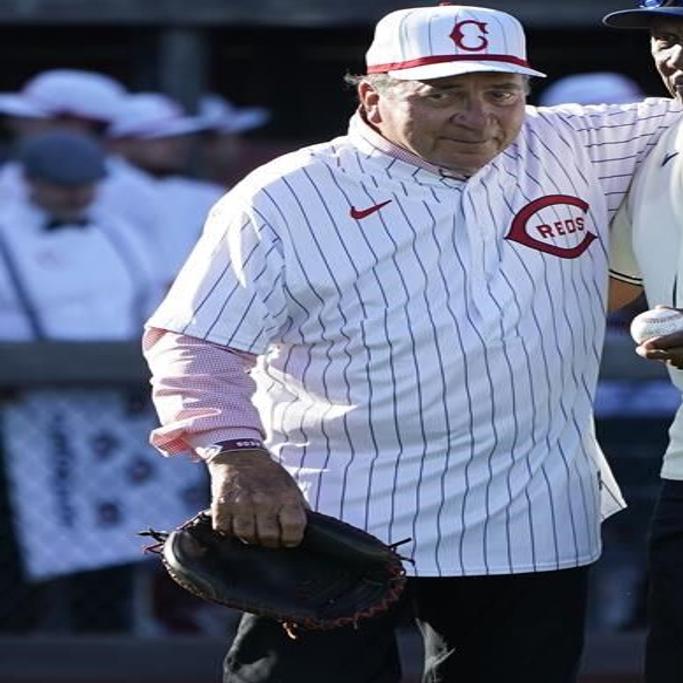 2022 MLB Field of Dreams Game: Cubs, Reds unveil throwback uniforms they  will wear in Iowa 