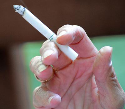 day drinking and smoking cigarettes #fyp #parati #drinking #smoking #unemployed