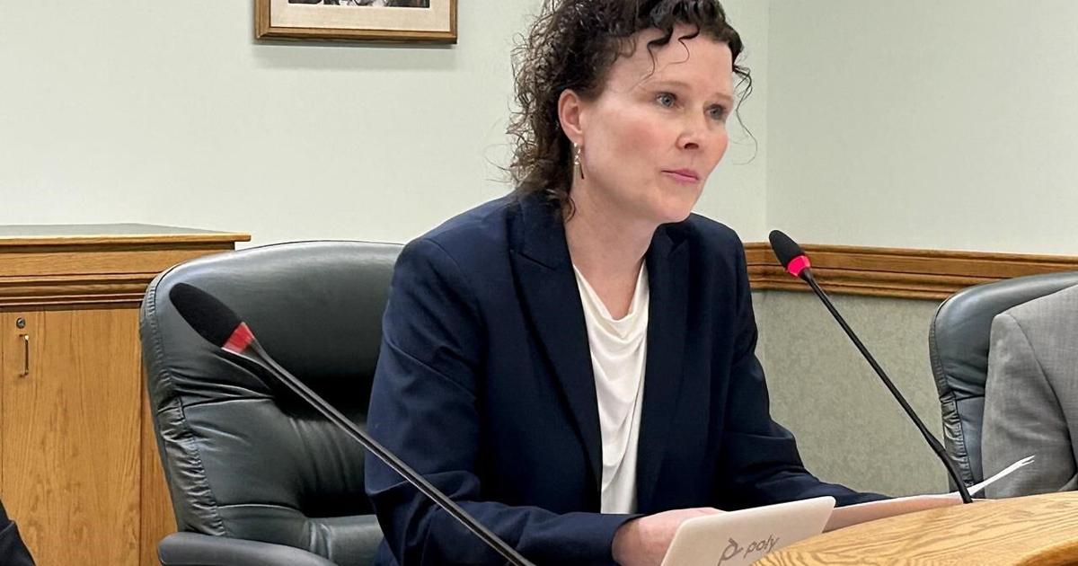 Thousands of income support calls unanswered in Saskatchewan: auditor