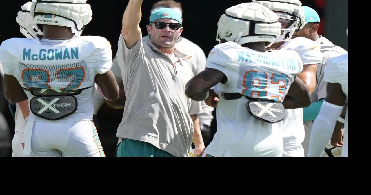 Dolphins fire special teams coordinator Danny Crossman and receivers coach Wes Welker