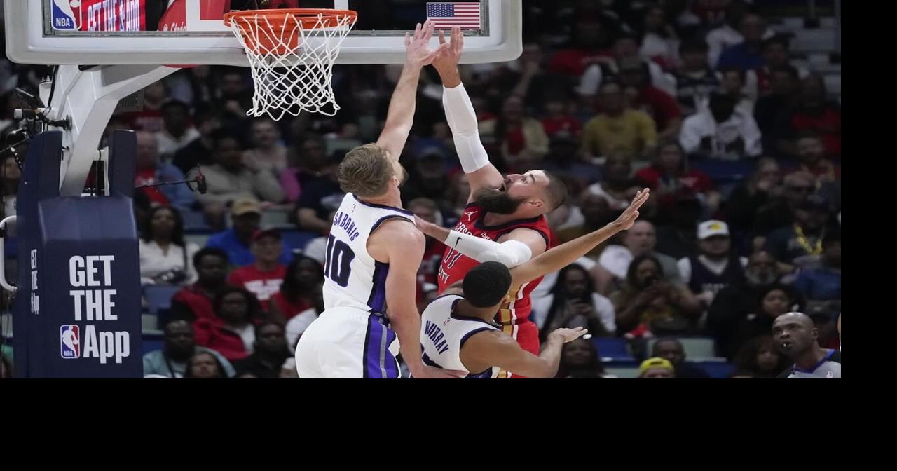 Ingram, Valanciunas lift Zion-less Pelicans past Kings and into the playoffs