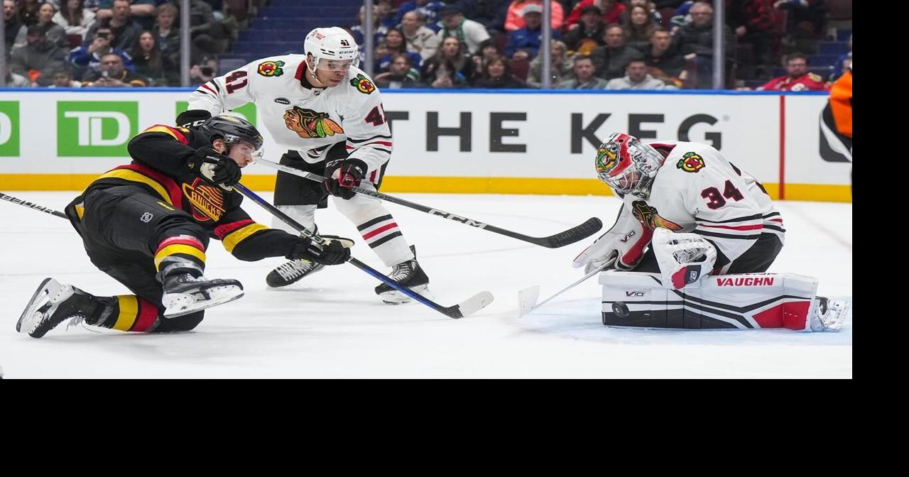 Jets acquire Phillips from Blackhawks for Kuzmin in swap of defencemen