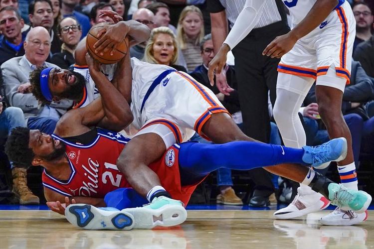 Walker scores 19, Knicks romp to end 15game skid vs 76ers