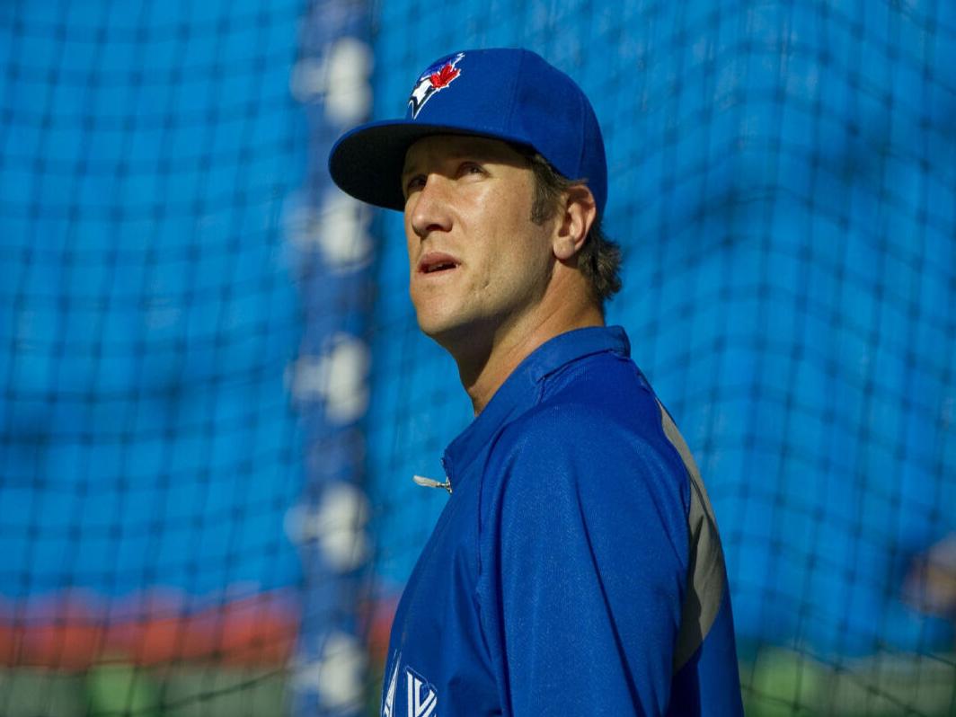 Blue Jays' Yan Gomes becomes first Brazilian to play in MLB game